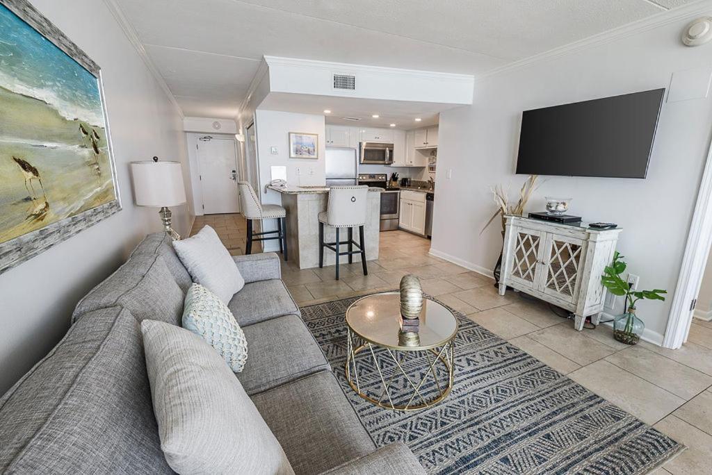Island Winds East 408 By Albvr - Gorgeous Condo With Million Dollar Views In The Best Location On The Beach Gulf Shores Bagian luar foto