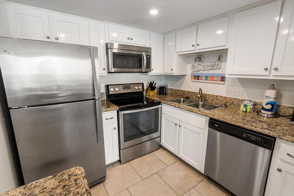 Island Winds East 408 By Albvr - Gorgeous Condo With Million Dollar Views In The Best Location On The Beach Gulf Shores Bagian luar foto